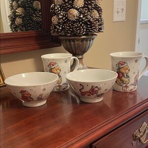 NWT Winnie the Pooh Christmas Dishes Set of 2 Bowls and Mugs